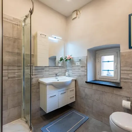 Casa Di Max Nervi - Happy Apartment Genoa